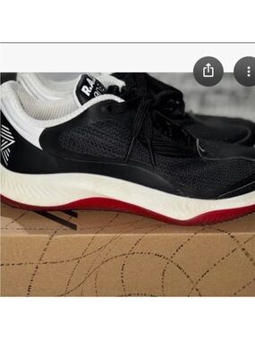 RAD ONE TRAINERS SZ 8.5